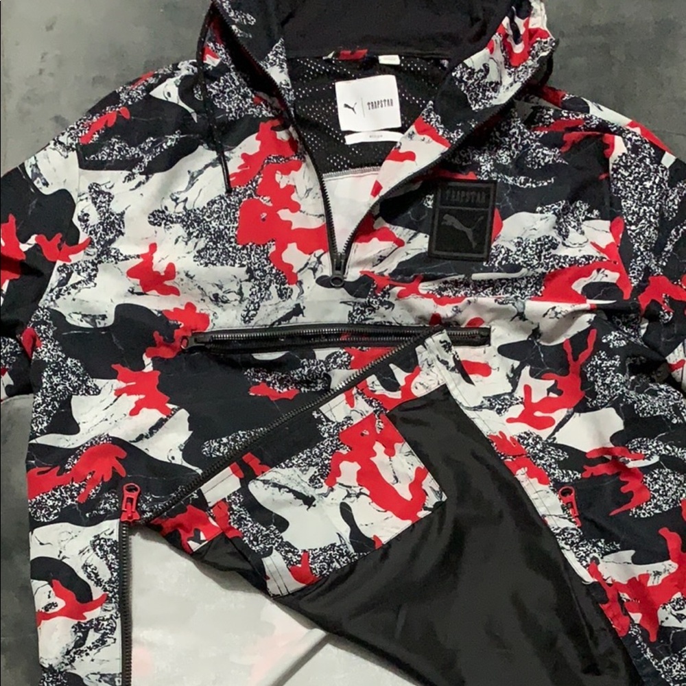 Puma WindBreaker Jacket x Trapstar size M